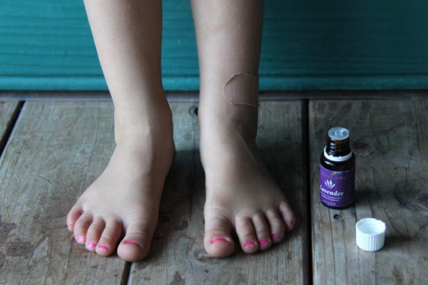 
9 Ways to Use Essential Oils to Improve Family Health	